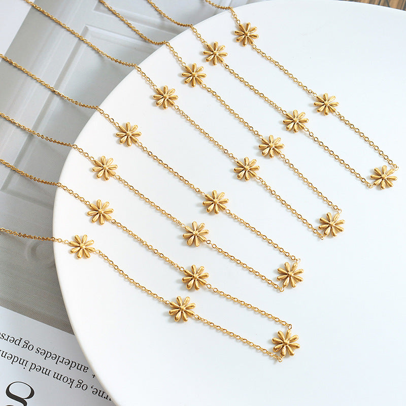 Fairy Temperamental Flower Titanium Steel Gold-plated Necklace
