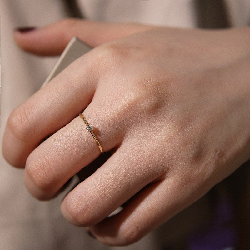 Very Thin Single Diamond Ring With 925 Sterling Silver Plated 14K Gold Ring For Ladies Tail Ring