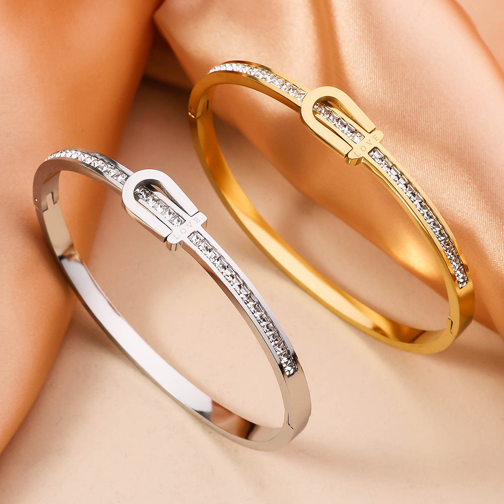 Gold Plating Exquisite Stainless Steel Bracelet Fashion Bracelet For Women