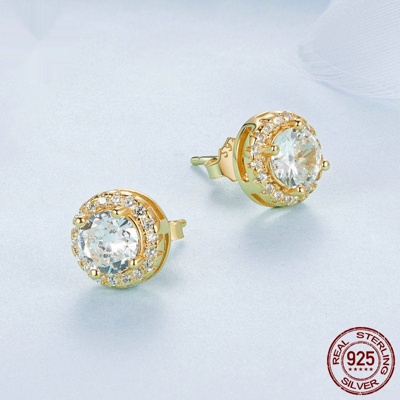 S925 Sterling Silver Vitguld Pläterad Ljus Lyx All-match Stud Örhängen Ornament Dam