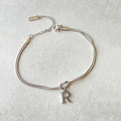 Nyt bogstav AZ Kærlighedsknude Armbånd Til Kvinder Par Guld Farve Dainty Snake Chain Charm Armbånd Rustfrit Stål Smykker Gave Valentinsdag gaver
