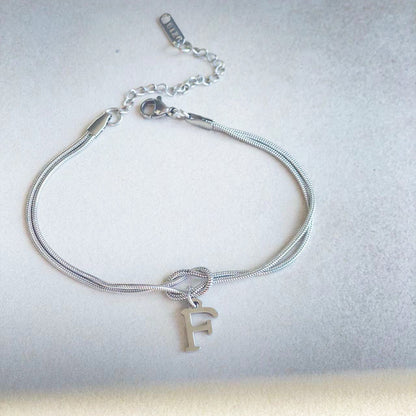 Nyt bogstav AZ Kærlighedsknude Armbånd Til Kvinder Par Guld Farve Dainty Snake Chain Charm Armbånd Rustfrit Stål Smykker Gave Valentinsdag gaver