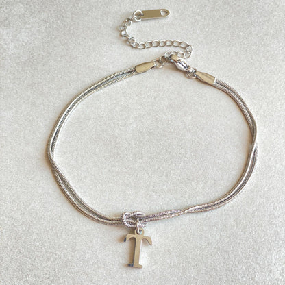 Nyt bogstav AZ Kærlighedsknude Armbånd Til Kvinder Par Guld Farve Dainty Snake Chain Charm Armbånd Rustfrit Stål Smykker Gave Valentinsdag gaver