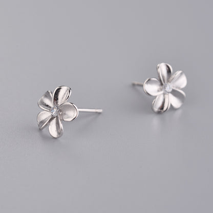 925 Sterling Silver Stud Earrings For Women Dignified Flowers Diamond